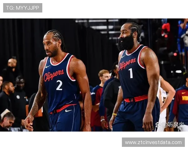 巴图姆晒定妆照宣布开启职业生涯第18个赛季状态依旧火热